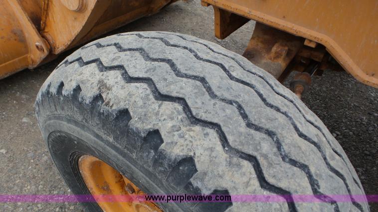 image for item J8428 2008 Case 570 MXT landscape tractor