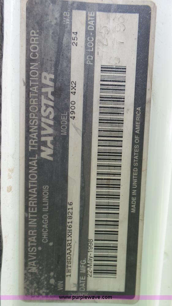 image for item J8431 1999 International 4900 seed tender truck