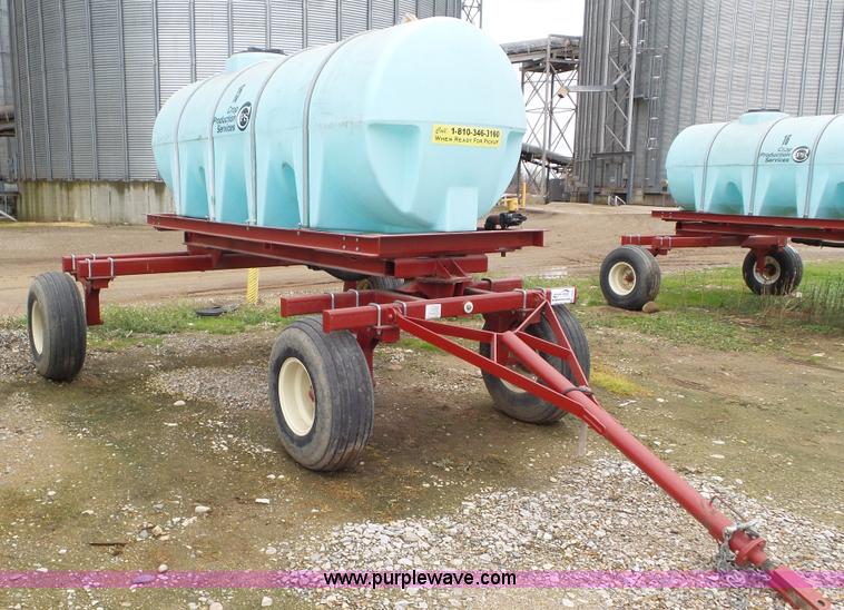 image for item J8432 Poly nurse tank