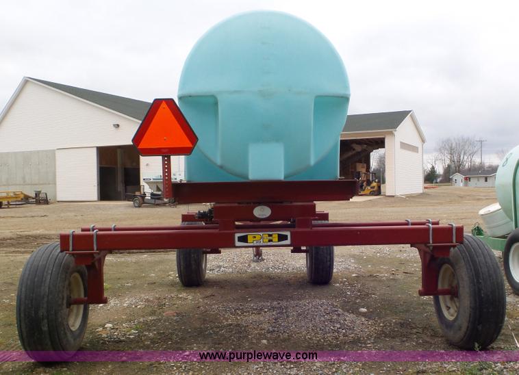 image for item J8432 Poly nurse tank