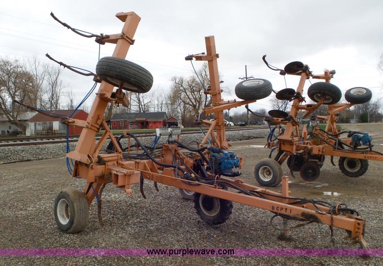 image for item J8433 Clark anhydrous ammonia applicator