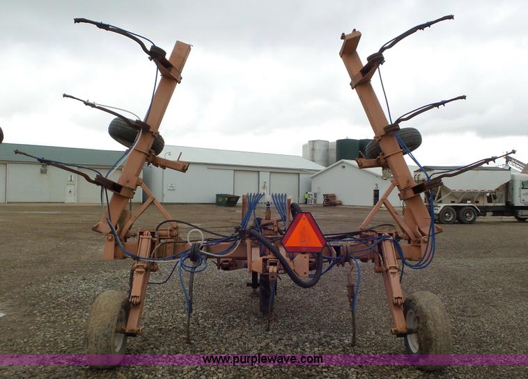 image for item J8433 Clark anhydrous ammonia applicator