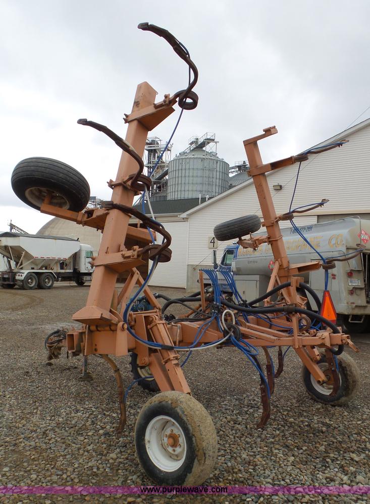 image for item J8433 Clark anhydrous ammonia applicator