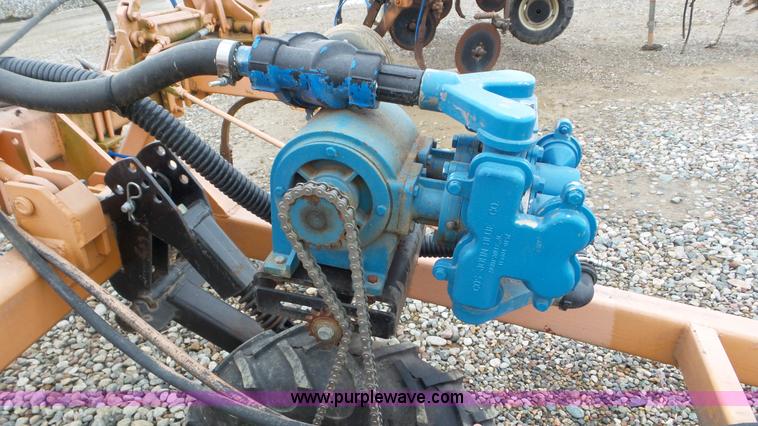 image for item J8433 Clark anhydrous ammonia applicator