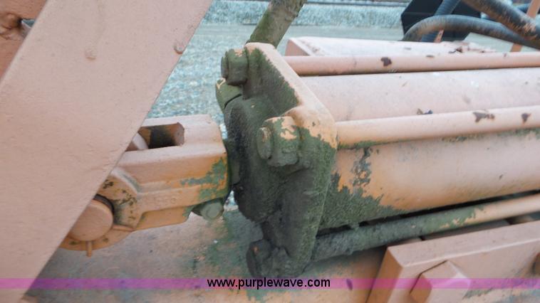 image for item J8433 Clark anhydrous ammonia applicator