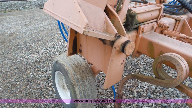 image for item J8433 Clark anhydrous ammonia applicator