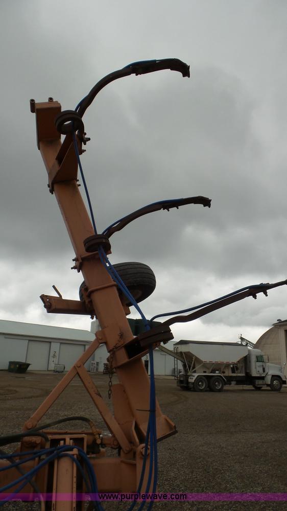 image for item J8433 Clark anhydrous ammonia applicator