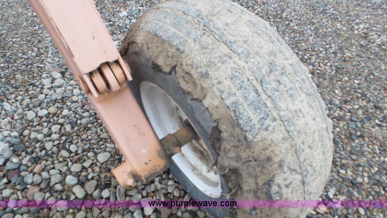 image for item J8433 Clark anhydrous ammonia applicator