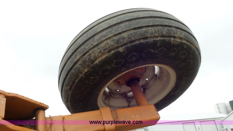 image for item J8433 Clark anhydrous ammonia applicator