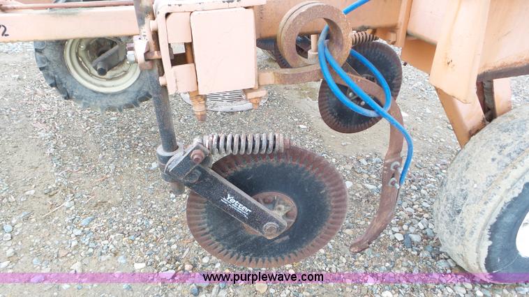 image for item J8434 Anhydrous ammonia applicator