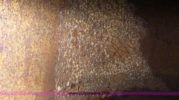 image for item J8437 Tank