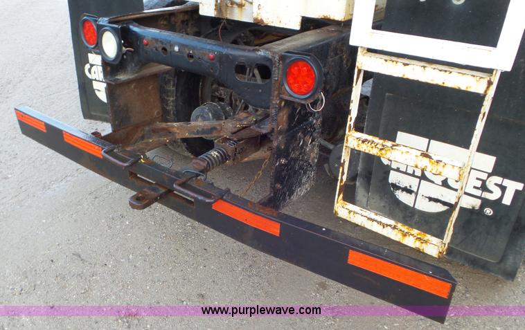 image for item J8438 1991 International 4900 seed tender truck