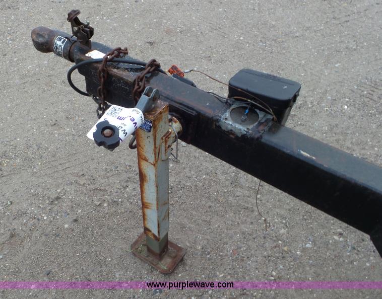 image for item J8441 Friesen 220 seed tender