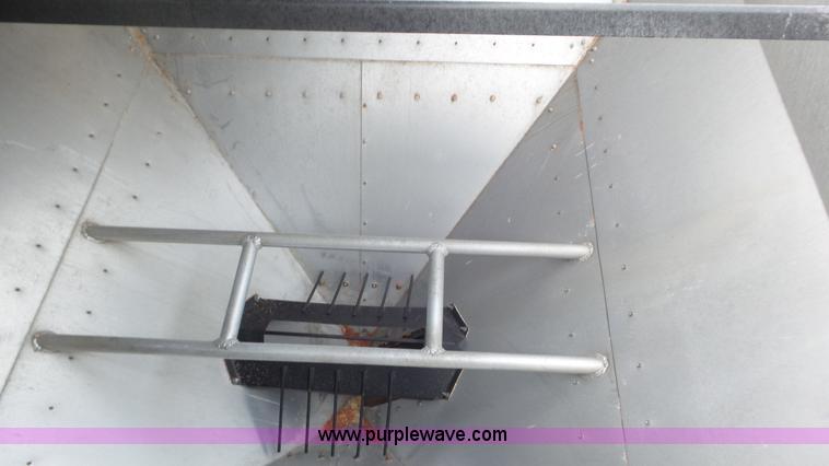 image for item J8442 Brent GYC-150 weigh wagon