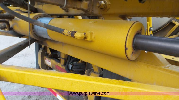 image for item J8443 Ag-Chem 1100 liquid spray system