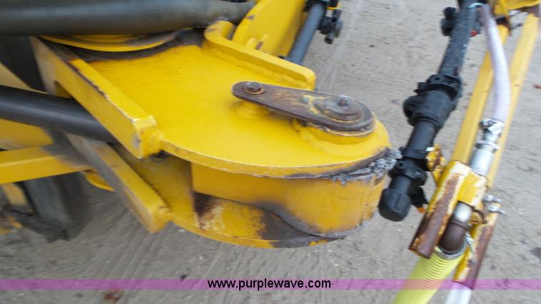 image for item J8443 Ag-Chem 1100 liquid spray system