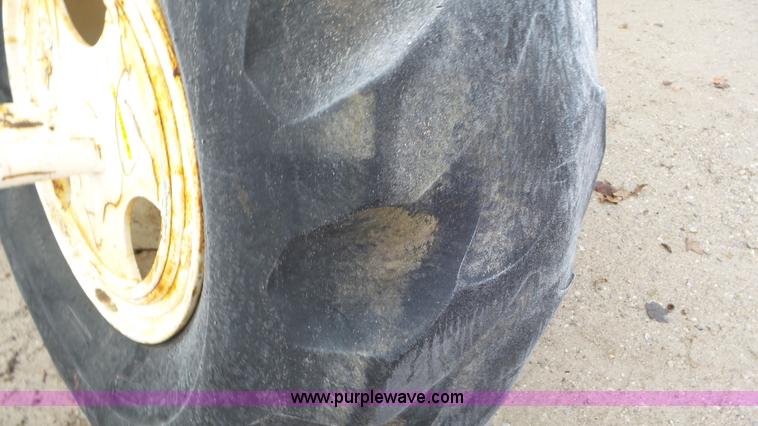 image for item J8444 Ag-Chem TerraGator row straddle kit