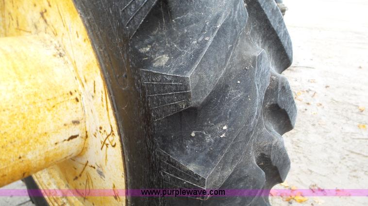 image for item J8444 Ag-Chem TerraGator row straddle kit