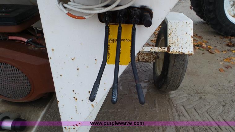 image for item J8445 Parker 1500 weigh wagon