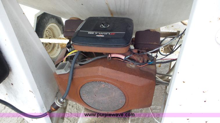 image for item J8445 Parker 1500 weigh wagon