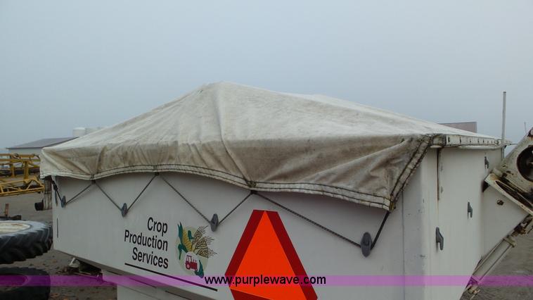 image for item J8445 Parker 1500 weigh wagon