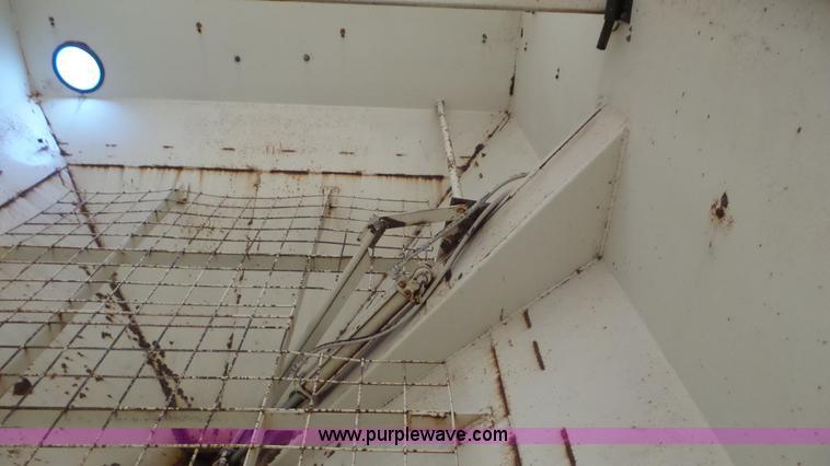 image for item J8445 Parker 1500 weigh wagon