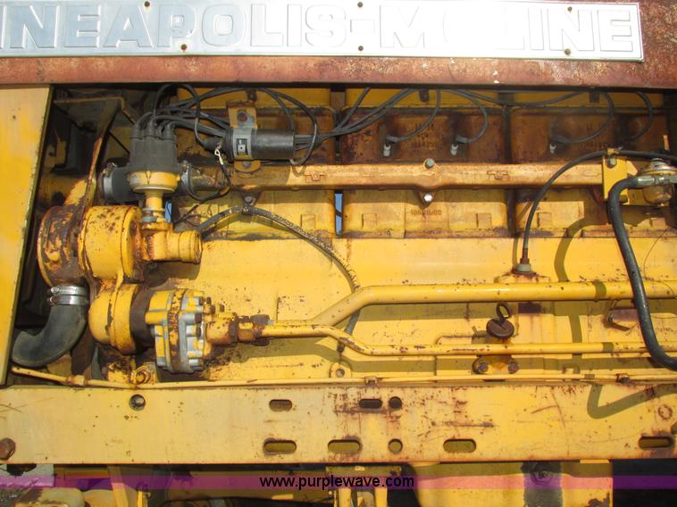 image for item J8750 1967 Minneapolis Moline G900 tractor