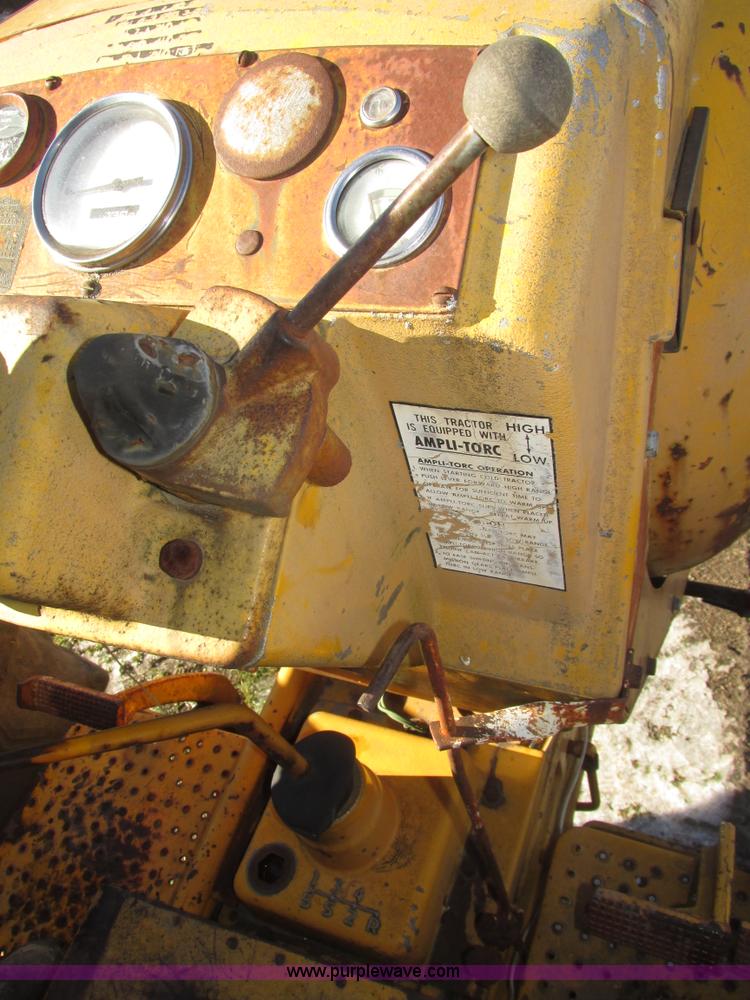 image for item J8750 1967 Minneapolis Moline G900 tractor