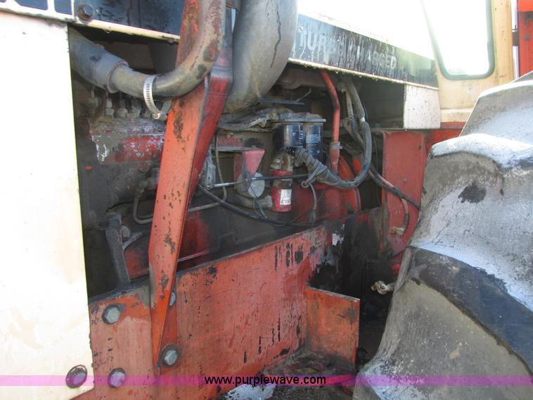 image for item J8751 1972 Case 2470 Traction King 4WD tractor