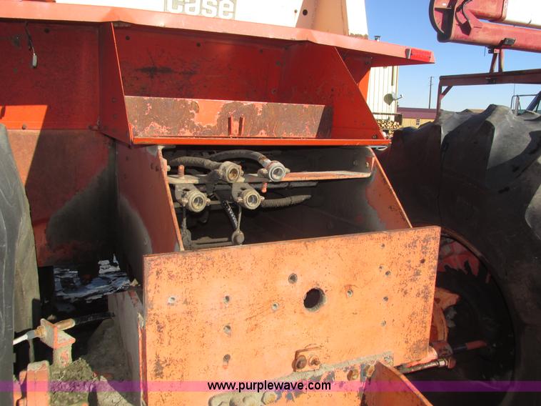 image for item J8751 1972 Case 2470 Traction King 4WD tractor