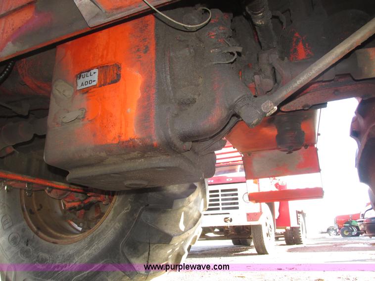 image for item J8751 1972 Case 2470 Traction King 4WD tractor