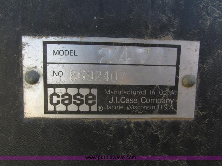 image for item J8751 1972 Case 2470 Traction King 4WD tractor