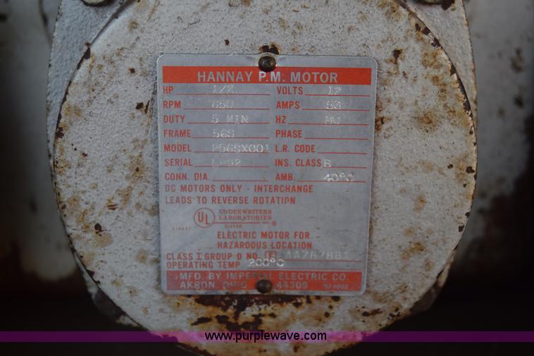 image for item K4985 1991 Mack CH613 fuel truck