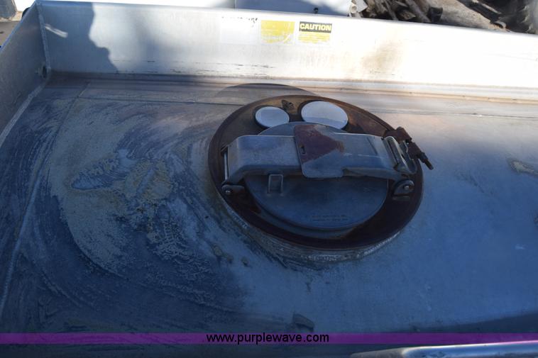 image for item K4985 1991 Mack CH613 fuel truck