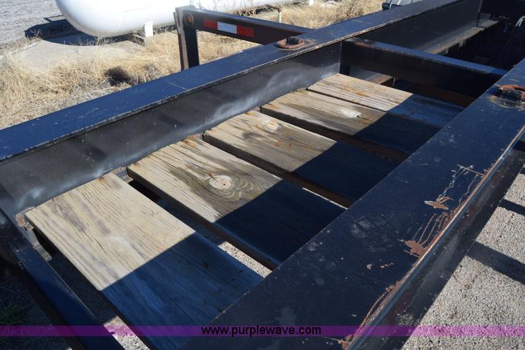 image for item K4993 2009 Neville sprayer trailer