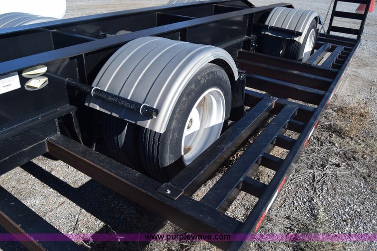 image for item K4993 2009 Neville sprayer trailer