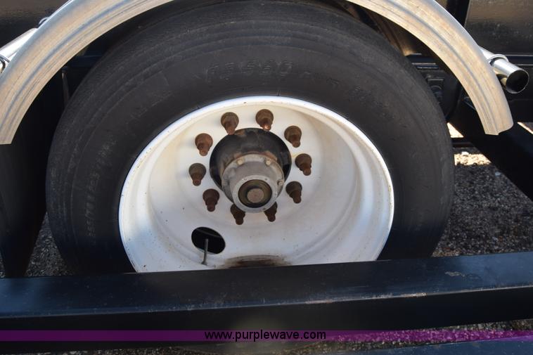 image for item K4993 2009 Neville sprayer trailer