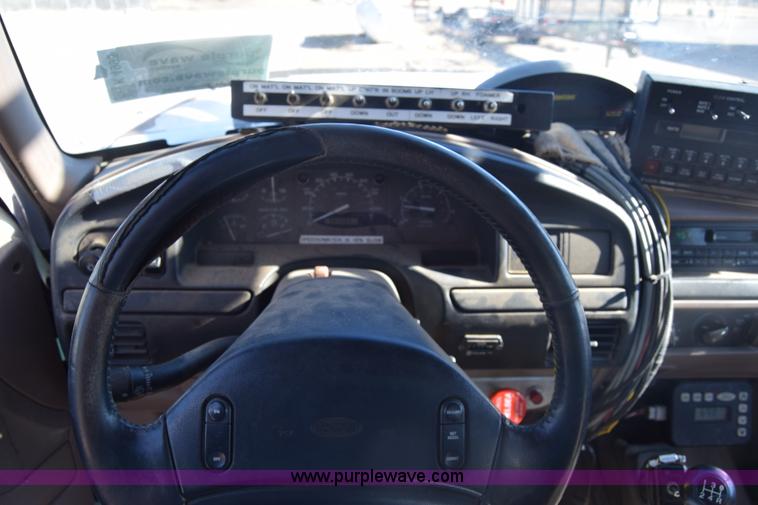 image for item K4995 1996 Ford F350 Loral applicator truck