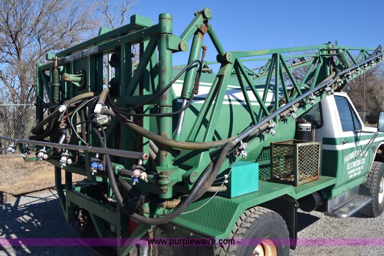 image for item K4995 1996 Ford F350 Loral applicator truck