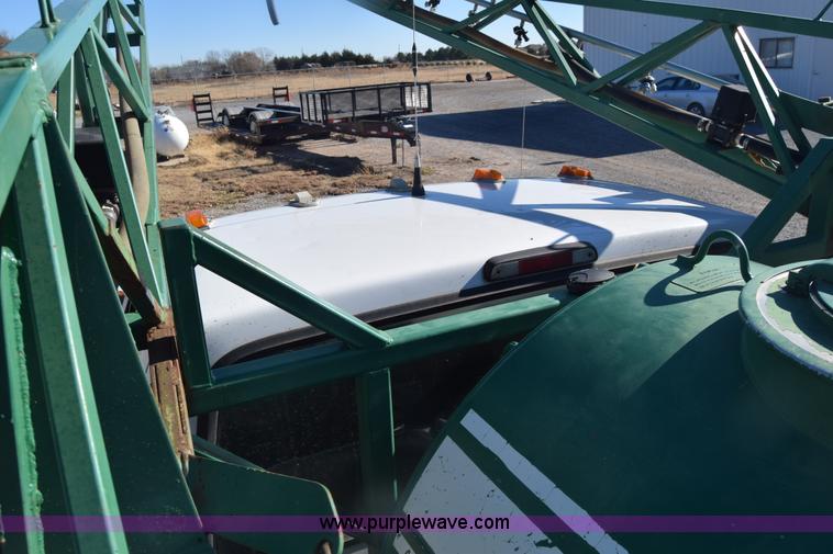 image for item K4995 1996 Ford F350 Loral applicator truck