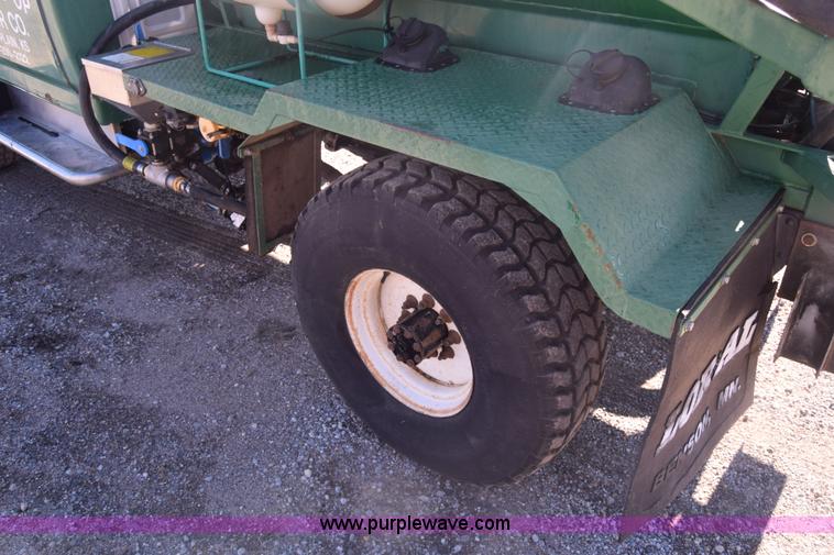 image for item K4995 1996 Ford F350 Loral applicator truck