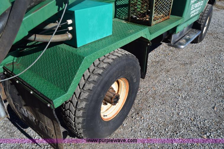 image for item K4995 1996 Ford F350 Loral applicator truck