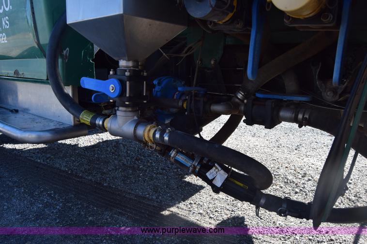 image for item K4995 1996 Ford F350 Loral applicator truck