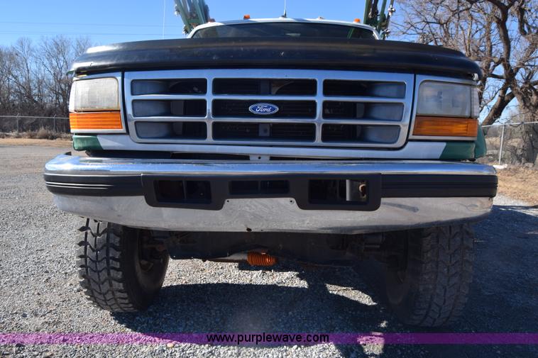 image for item K4995 1996 Ford F350 Loral applicator truck