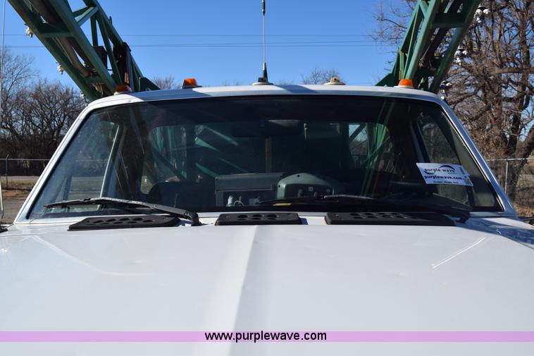 image for item K4995 1996 Ford F350 Loral applicator truck