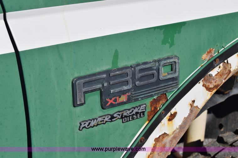 image for item K4995 1996 Ford F350 Loral applicator truck
