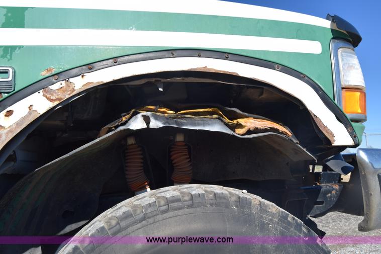 image for item K4995 1996 Ford F350 Loral applicator truck