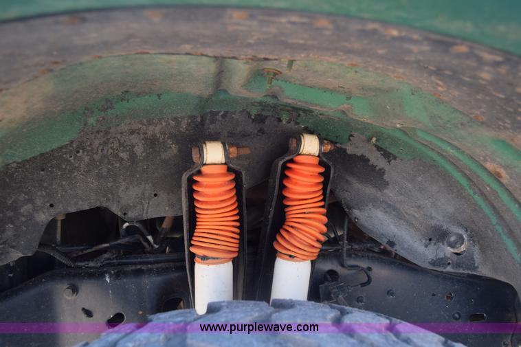 image for item K4995 1996 Ford F350 Loral applicator truck