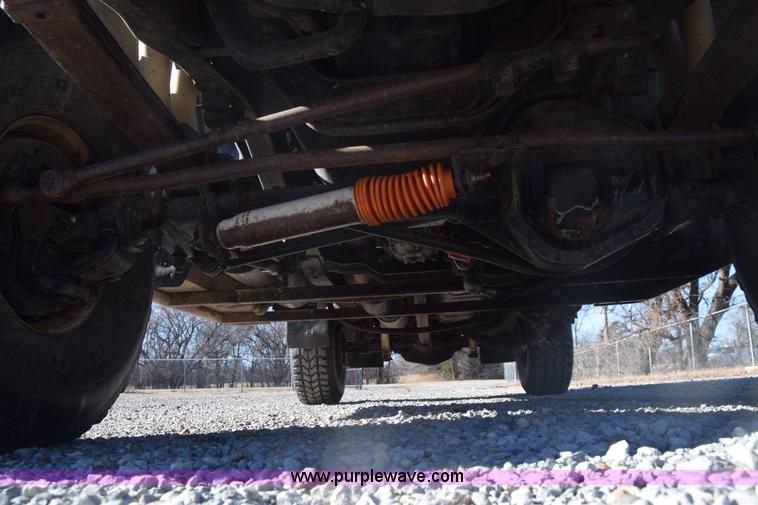 image for item K4995 1996 Ford F350 Loral applicator truck