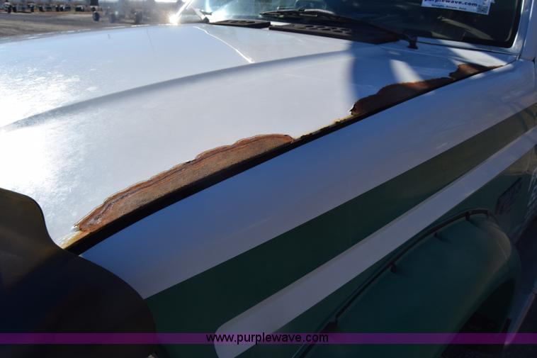 image for item K4995 1996 Ford F350 Loral applicator truck